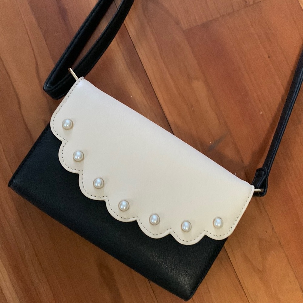Black and white purse